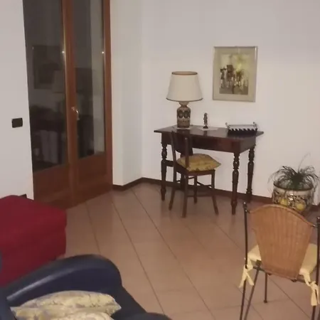Anna Torri Appartement Torri Del Benaco Buitenkant foto