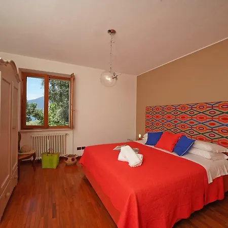Anna Torri Appartement Torri Del Benaco Buitenkant foto