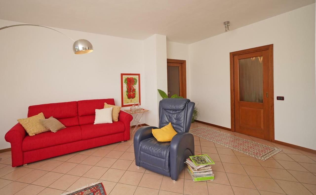 Anna Torri Apartment Torri Del Benaco